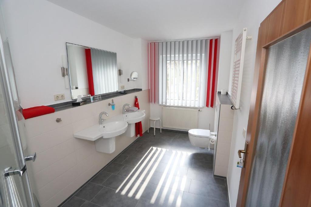 Hotel 7 Saeulen Gmbh Dessau-Rosslau Quarto foto